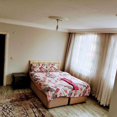 Forest Villa, 6 Minutes From The Airport Tasoluk Exterior photo