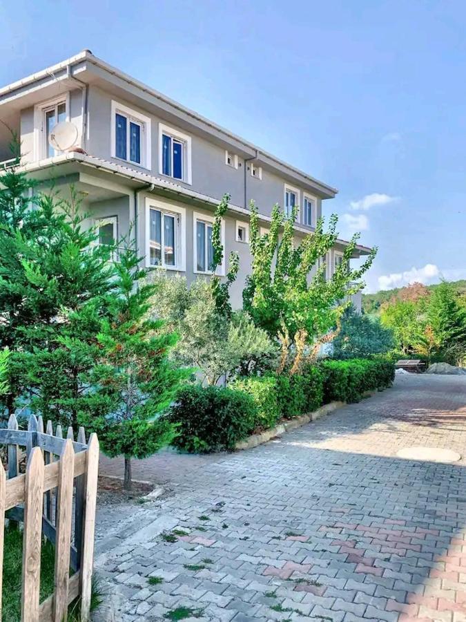 Forest Villa, 6 Minutes From The Airport Tasoluk Exterior photo