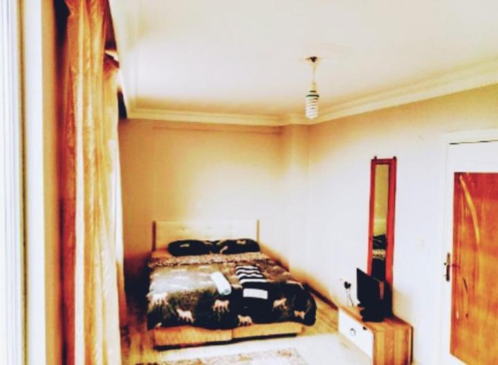 Forest Villa, 6 Minutes From The Airport Tasoluk Exterior photo
