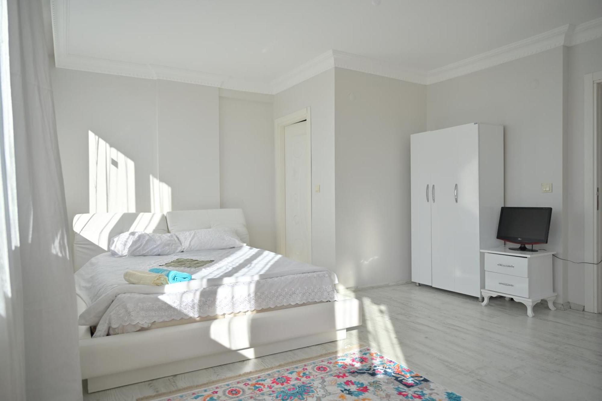 Forest Villa, 6 Minutes From The Airport Tasoluk Exterior photo